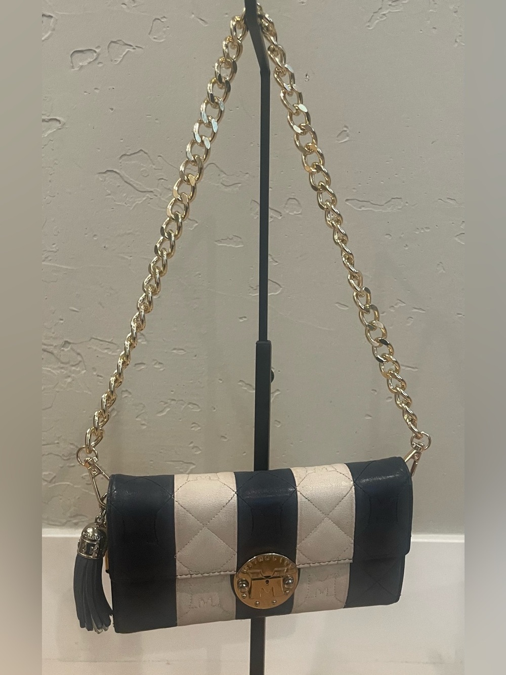 Metrocity Navy/Cream stripe Quilted Crossbody w/ Gold Chain Strap MSRP $300